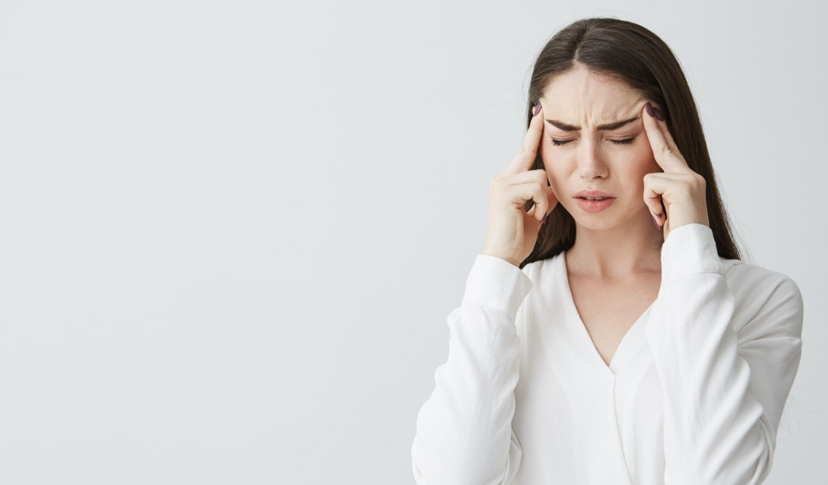 Signs Your Headaches May Be Related to Spinal Misalignment
