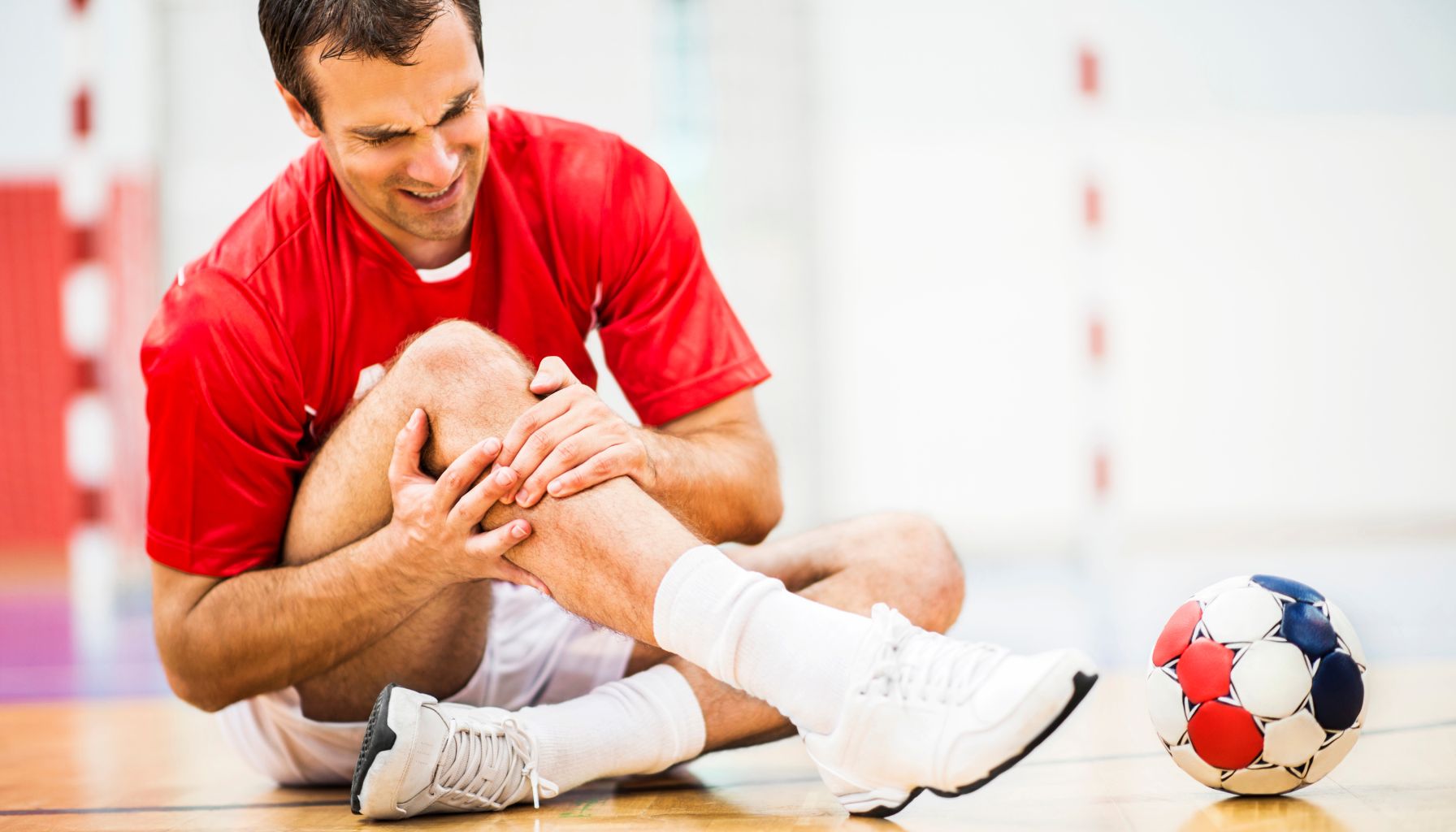 Signs Your Sports Injury Needs Professional Treatment